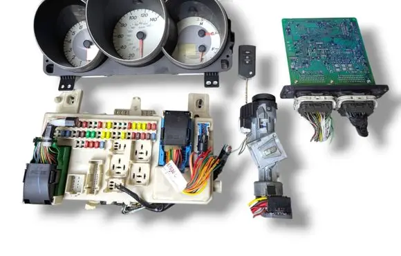 Engine ECU kit and lock set
