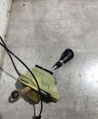 Mercedes-Benz CLS C219 Gear shifter/selector A2112674224