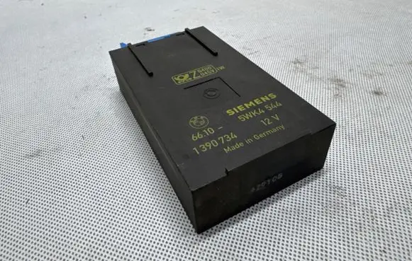 BMW 5 E34 Other control units/modules 1390734