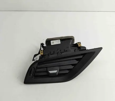 BMW 2 F44 Dashboard air vent grill cover trim 6823191