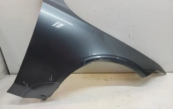 Volvo S90, V90 Fender