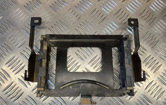 Volkswagen PASSAT B6 Engine control unit holder 3C0906216B
