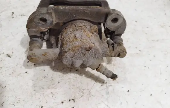BMW 1 E81 E87 Front brake caliper
