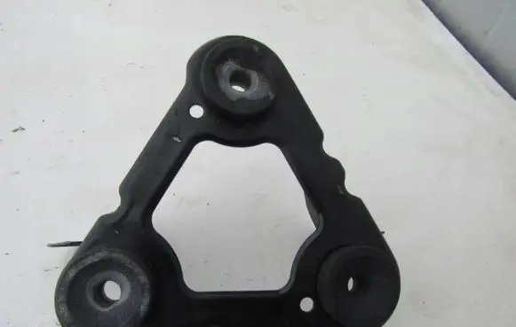 Mercedes-Benz S W221 ABS pump bracket A2214310640