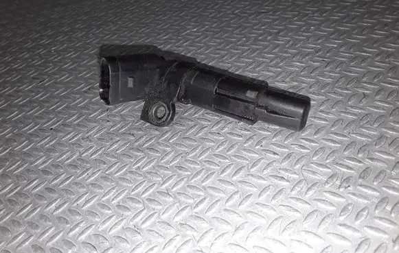 Volkswagen Polo IV 9N3 Crankshaft position sensor