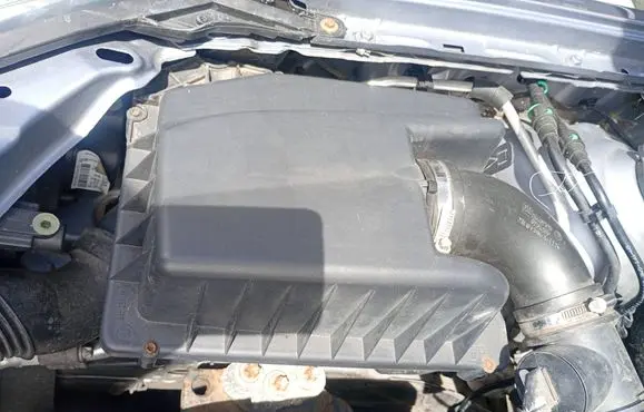 Opel Astra H Fuel filter housing