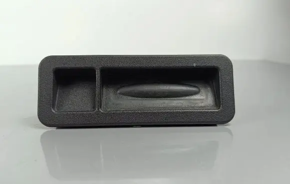Jeep Cherokee Tailgate opening switch 94106383002
