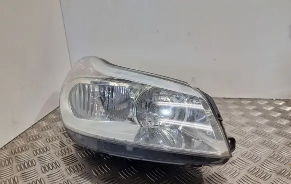 Citroen C5 Headlight/headlamp 89900410 088841