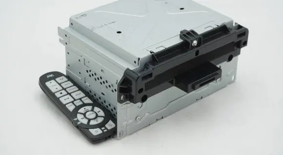 Radio/CD/DVD/GPS head unit
