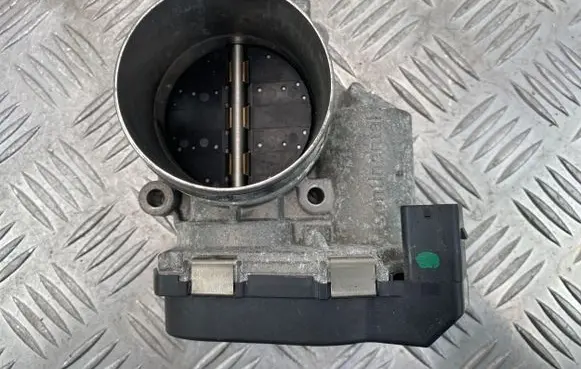 BMW 5 F10 F11 Throttle valve 7588625 1708003263 A2C53355204