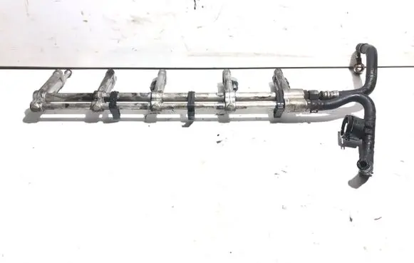 Volkswagen Touareg I Fuel main line pipe 07Z133317J