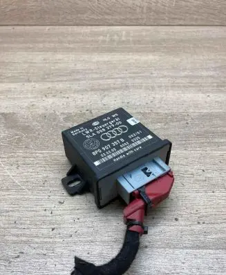 Audi A4 S4 B7 8E 8H Light module LCM 8P0907357B 5LA00837900