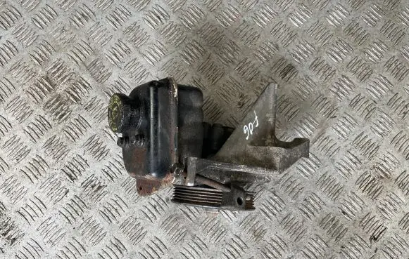 Subaru Forester SG Power steering pump