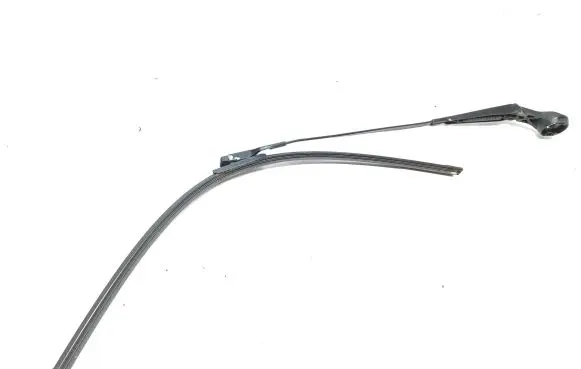 Citroen C4 II Picasso Front wiper blade arm 9676370680