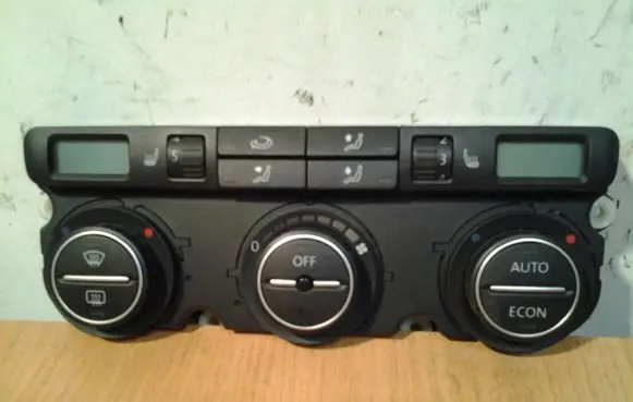 Volkswagen PASSAT B6 Climate control unit
