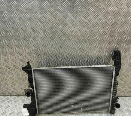Ford Focus Coolant radiator CV618005VC