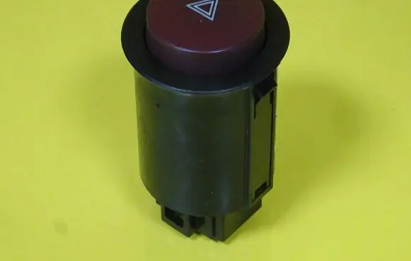 KIA Sephia Hazard light switch QC93