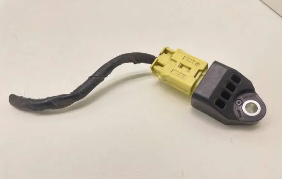 Subaru Forester SH Airbag deployment crash/impact sensor 98235SC000 7724AKTC3