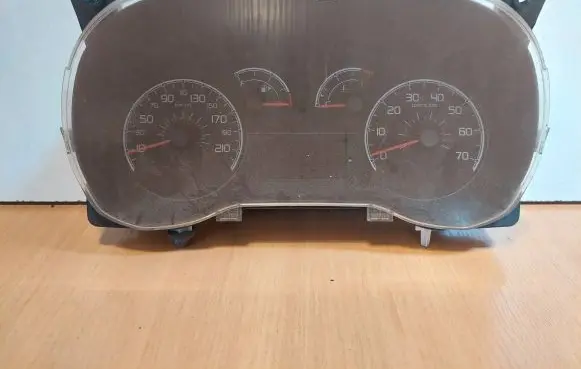 Fiat Fiorino Speedometer (instrument cluster) 1376277080 503002184901 90420