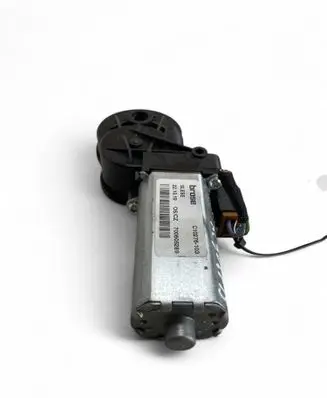 Volvo XC90 Seat adjustment motor C10276103 700605289