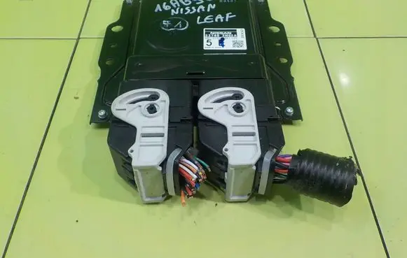 Nissan Leaf I (ZE0) Engine control unit/module 237403NG2A