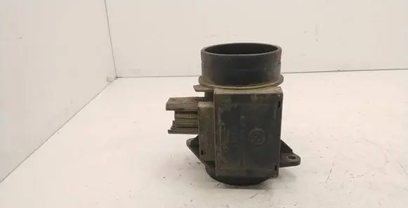 BMW 5 E39 Mass air flow meter 72218400 2246084