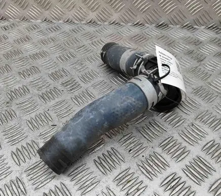 Lexus IS III XE30 Engine coolant pipe/hose 1657736020