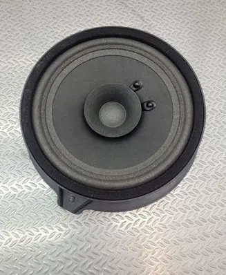 MG ZS Front door speaker 10471423