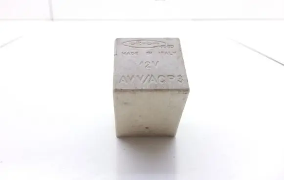 Peugeot 406 Other relay AVVACP3