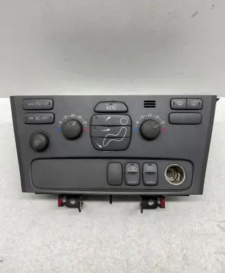 Volvo S60 Air conditioning (A/C) switch 7923