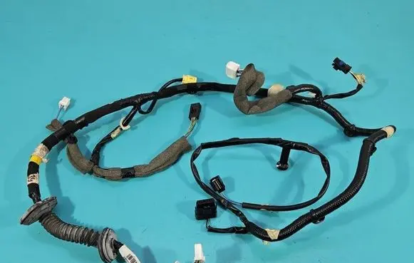Renault Kadjar Front door wiring loom 241252777R IMPRK1548049