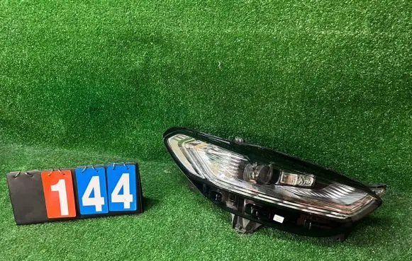 Ford Mondeo MK IV Headlight/headlamp ES7313D154AG 89910454 L90130682