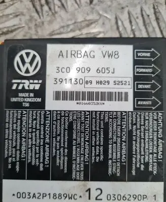 Volkswagen PASSAT B6 Airbag control unit/module 3C0909605J