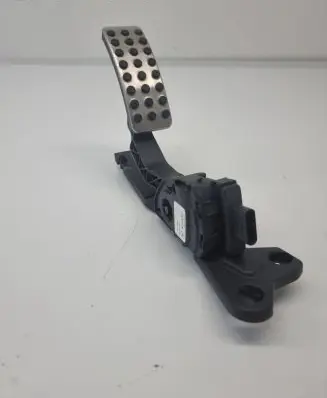 Mercedes-Benz GLE (W166 - C292) Accelerator throttle pedal A2923000100 6PV93396663