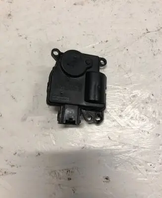 Dodge Durango III Air flap motor/actuator 545250008 CT657001