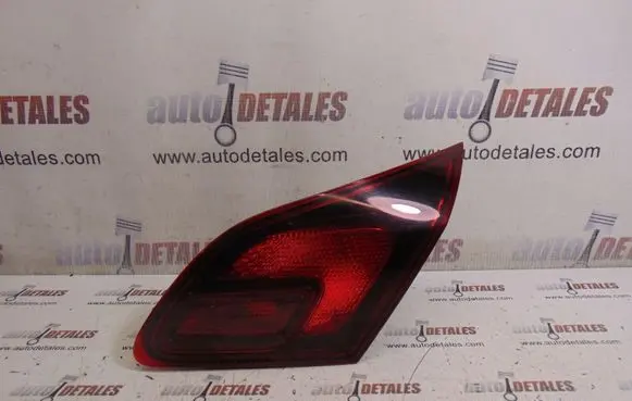 Opel Astra J Tailgate rear/tail lights 1090098