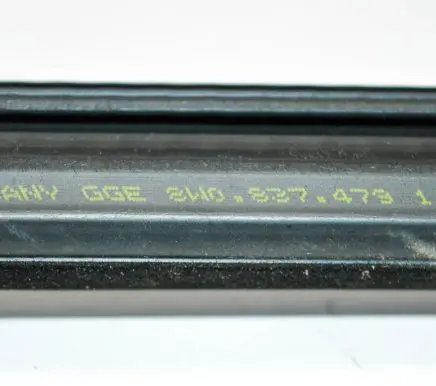 Audi A4 S4 B9 8W Front door glass trim molding 8W0837479