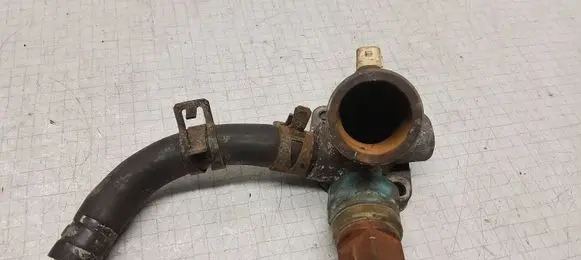 Audi A6 S6 C4 4A Engine coolant pipe/hose