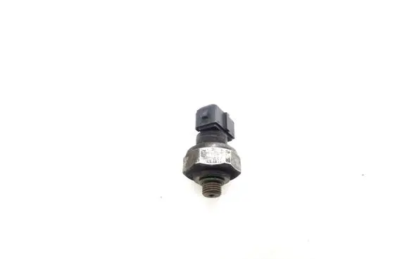 Mercedes-Benz Vito Viano W638 Air conditioning (A/C) pressure sensor A1408300072