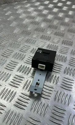 Nissan Juke I F15 Other control units/modules CCAK13LP1350T6