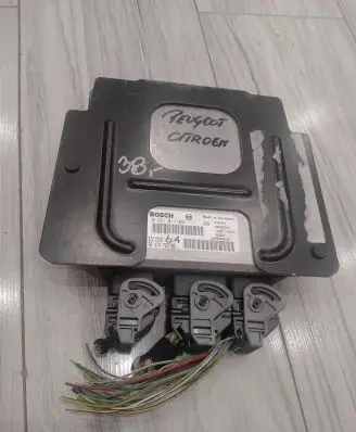 Peugeot 308 Engine control unit/module ECU 9647472780