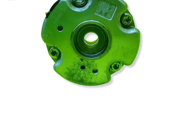 Audi A6 S6 C6 4F Camshaft pulley/ VANOS 06E109083G
