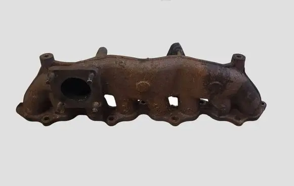 Jeep Cherokee KJ Exhaust manifold