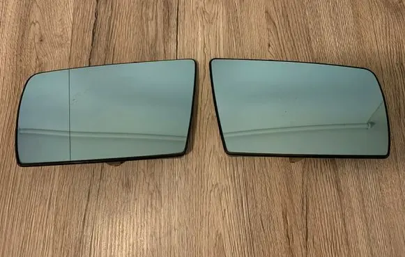 Mercedes-Benz E W210 Wing mirror glass A2028100721 A2028100821