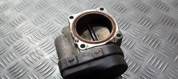 BMW 5 E39 Throttle valve 13547502444 13.54-7502444