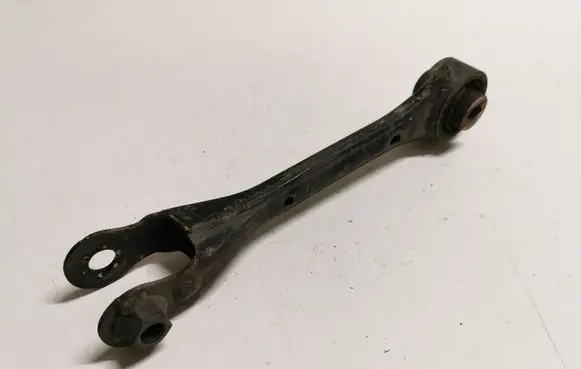 Rear control arm