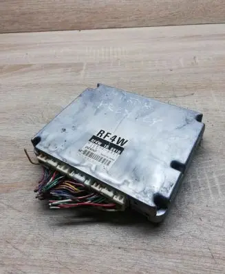 Mazda Premacy Engine control unit/module ECU rf4w18881b 2758005921