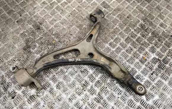 Mercedes-Benz ML W164 Front lower control arm/wishbone 000060367106