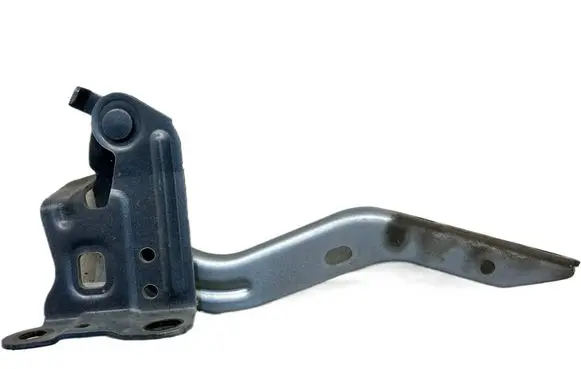 Engine bonnet/hood hinges