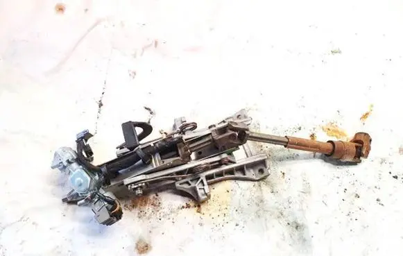 Ford Focus Steering wheel axle 4m513c529fc 4m51-3c529-fc